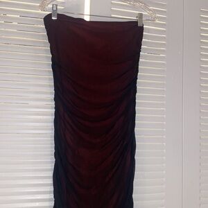 VINTAGE FOREVER 21 STRAPLESS BLACK & RED MIDI DRESS